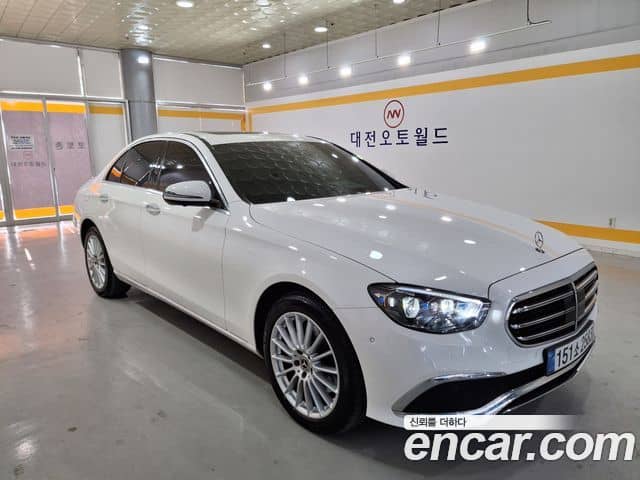 Mercedes-Benz E-Class, 2023