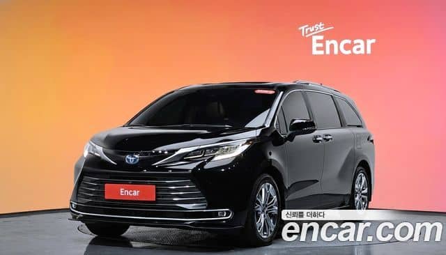 Toyota Sienna, 2023