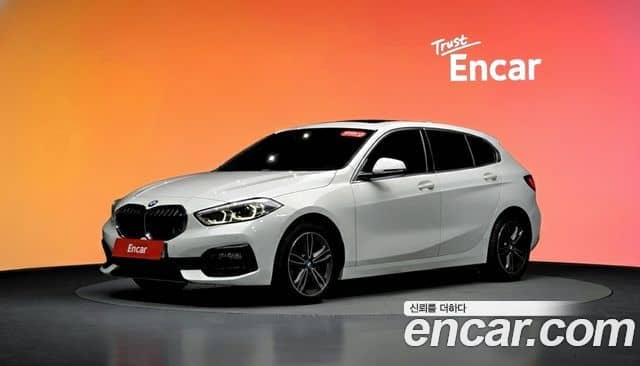 BMW 1 Series, 2021