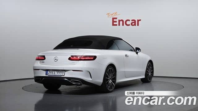Mercedes-Benz E-Class, 2022