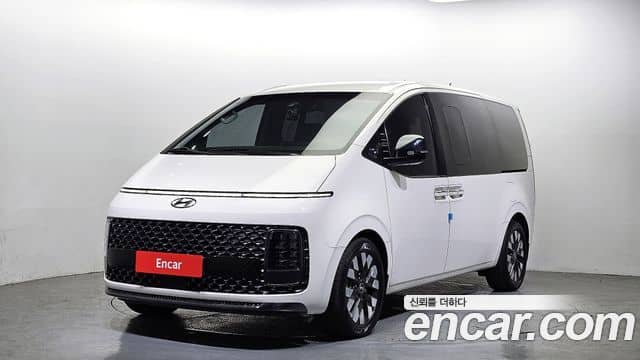 Hyundai Staria, 2022