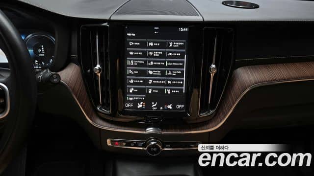 Volvo XC60, 2021