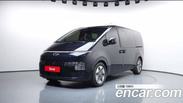 Hyundai Staria, 2022