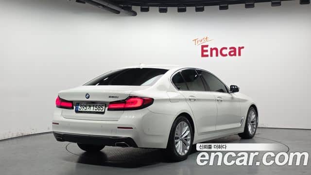 BMW 5 Series, 2021