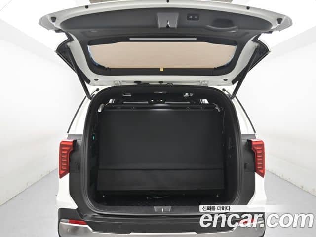Kia Carnival, 2024