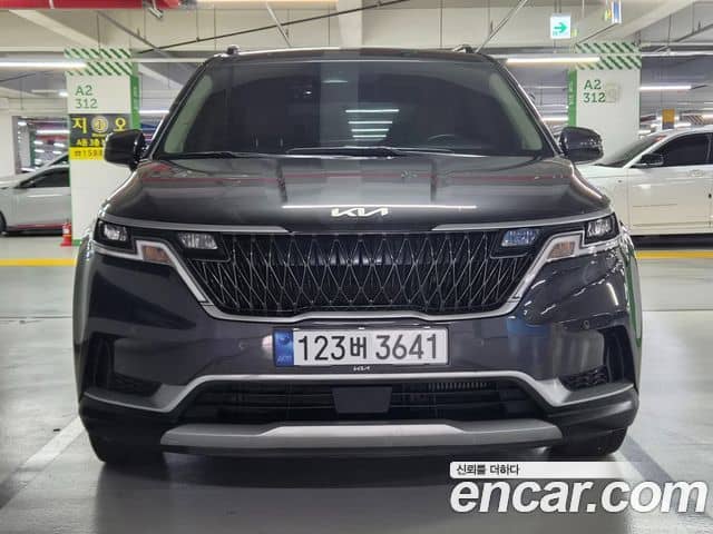 Kia Carnival, 2023