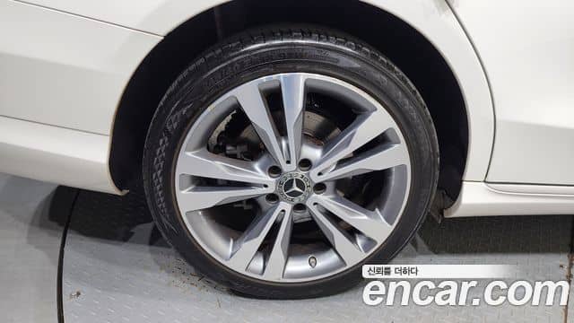 Mercedes-Benz C-Class, 2020