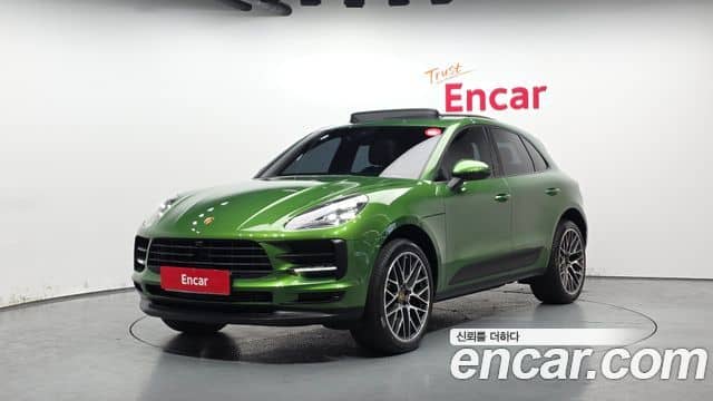 Porsche Macan, 2021