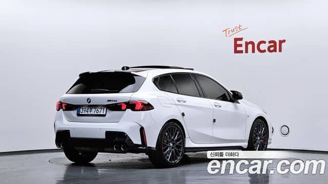 BMW 1 Series, 2025
