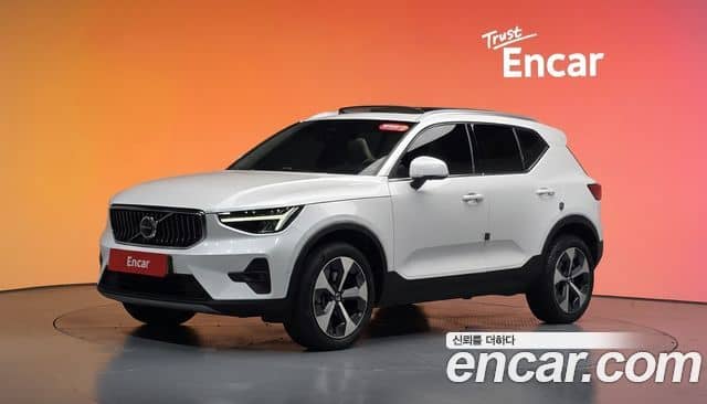Volvo XC40, 2022