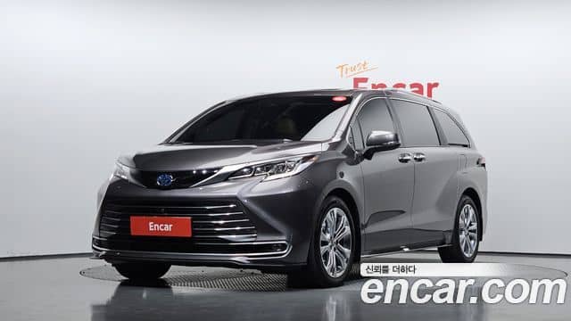 Toyota Sienna, 2023