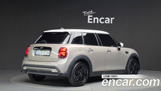 Mini Cooper, 2024