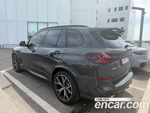 BMW X5, 2025