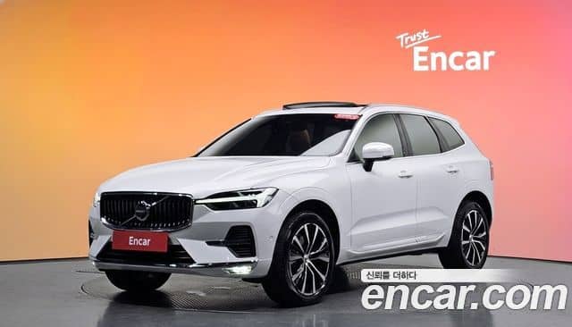 Volvo XC60, 2025