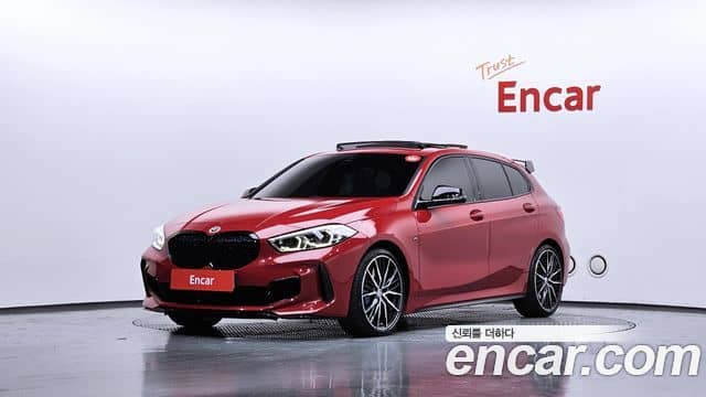 BMW 1 Series, 2022