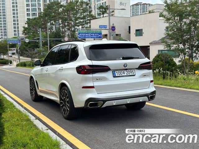 BMW X5, 2025