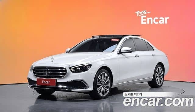Mercedes-Benz E-Class, 2022