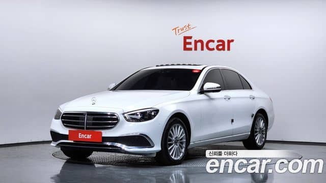 Mercedes-Benz E-Class, 2023