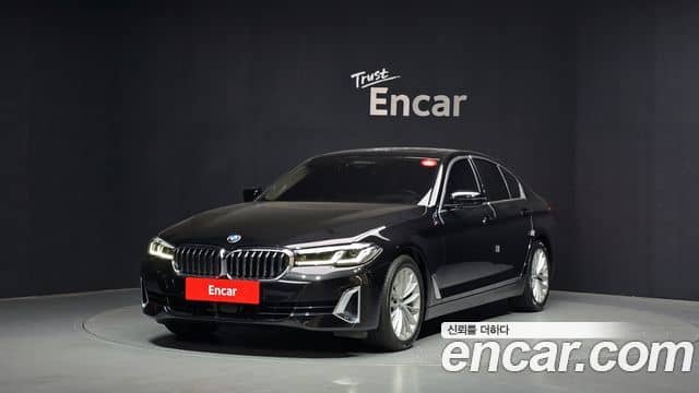 BMW 5 Series, 2022