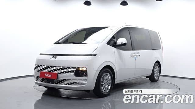 Hyundai Staria, 2022