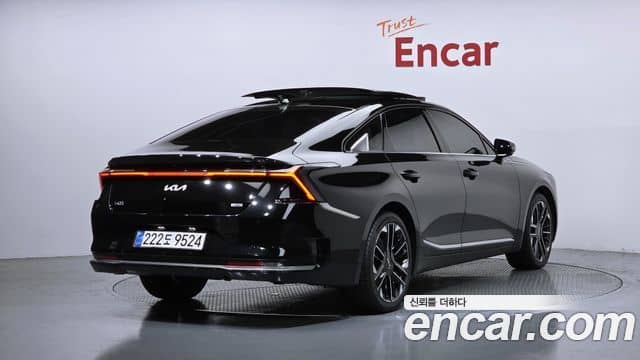 Kia K8, 2025