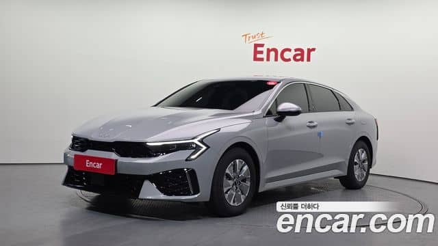 Kia K5, 2025