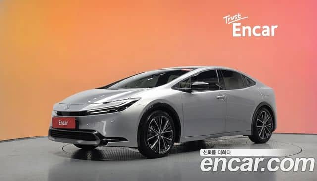 Toyota Prius, 2025
