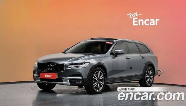 Volvo V90 Cross Country, 2020