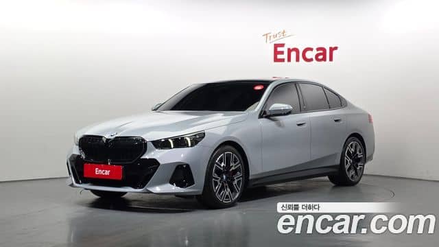 BMW 5 Series, 2025