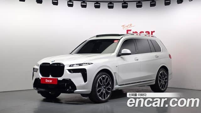 BMW X7, 2025