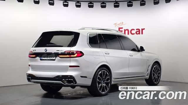 BMW X7, 2025