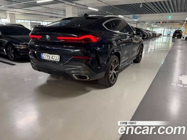 BMW X6, 2022