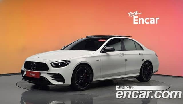 Mercedes-Benz E-Class, 2023