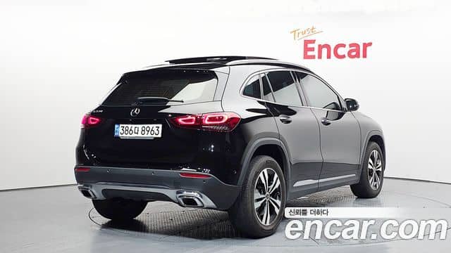 Mercedes-Benz GLA-Class, 2021