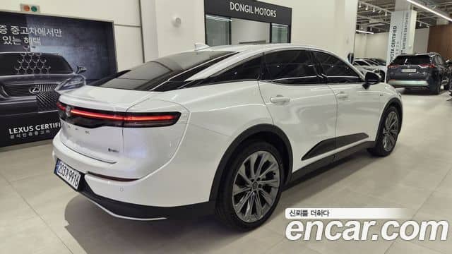 Toyota Crown Crossover, 2024