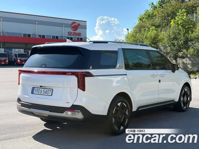 Kia Carnival, 2024