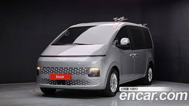 Hyundai Staria, 2025