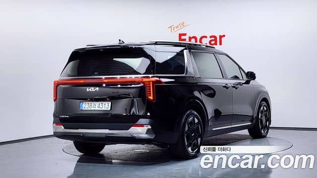 Kia Carnival, 2024