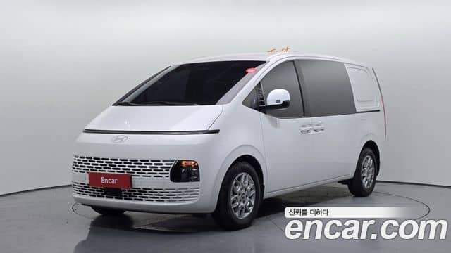 Hyundai Staria, 2025
