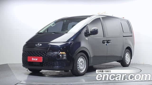 Hyundai Staria, 2022