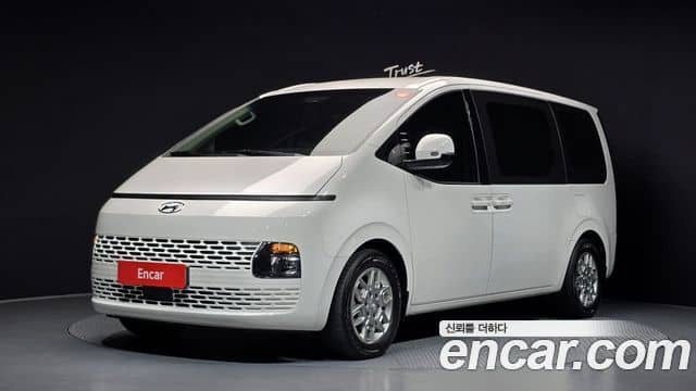 Hyundai Staria, 2023