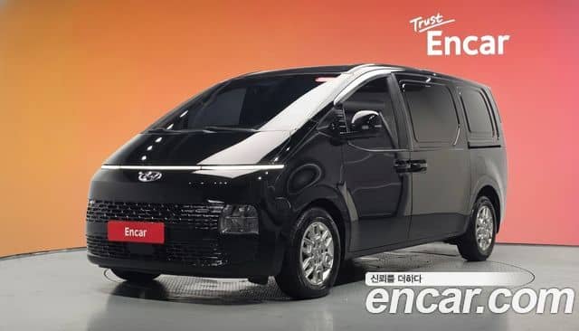 Hyundai Staria, 2022