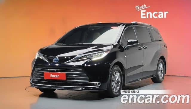 Toyota Sienna, 2024