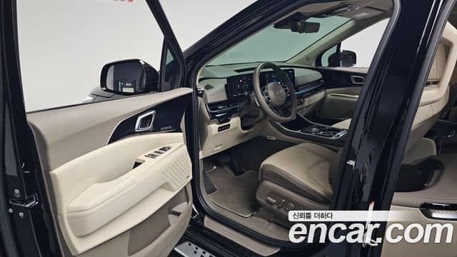 Kia Carnival, 2024