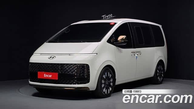 Hyundai Staria, 2025