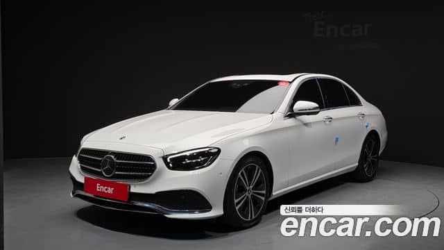 Mercedes-Benz E-Class, 2022
