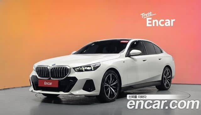 BMW 5 Series, 2024