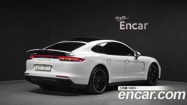 Porsche Panamera, 2018