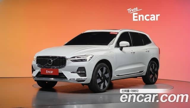 Volvo XC60, 2025