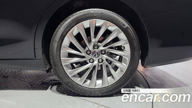 Lexus ES300h, 2026